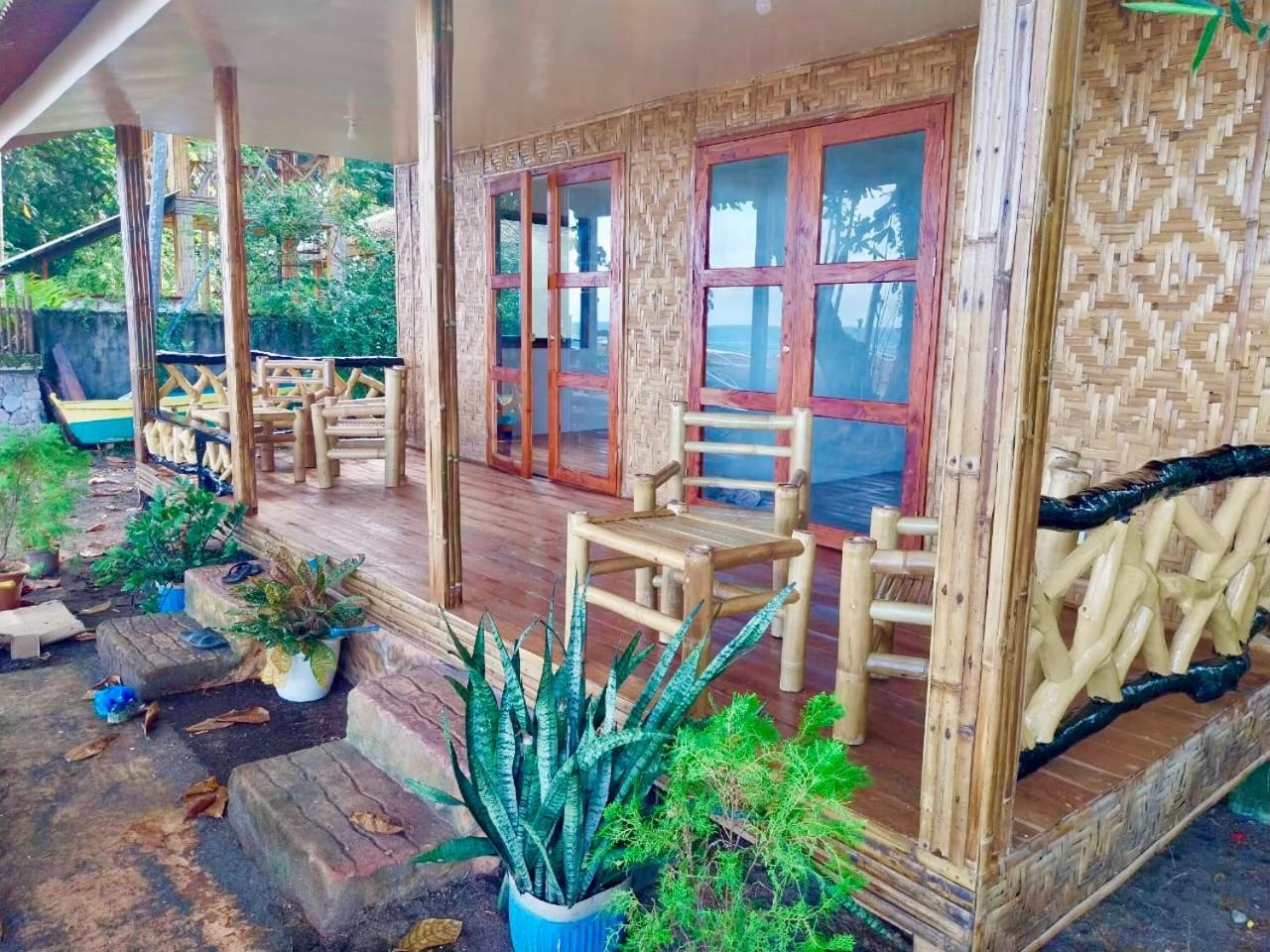 ממבג'או Playa Del Fuego Camiguin Beach Hostel & Resort מראה חיצוני תמונה